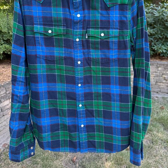 Levi's Shirt - Picture 4 of 8